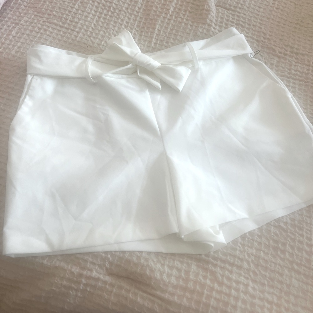 Nicole Miller mid-rise shorts NWT size XL